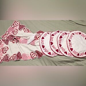 Nicole Miller Red and White Valentine’s Table Runner and Placemats